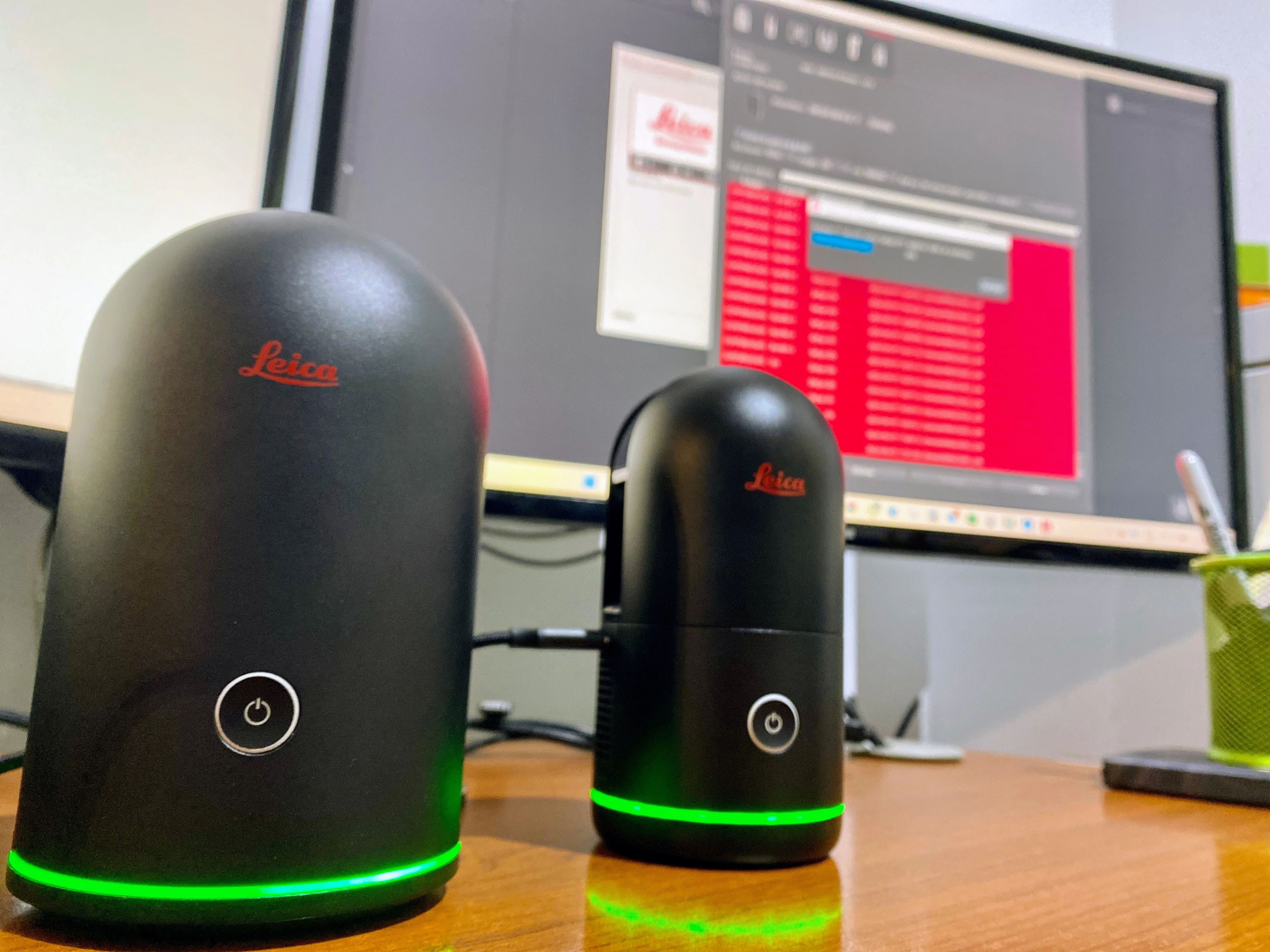 Escáner láser en planta industrial